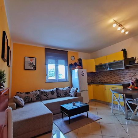 Beach Apartment Roza Biograd Oneroom - Premium Location بيوغْغاد نا موغو المظهر الخارجي الصورة