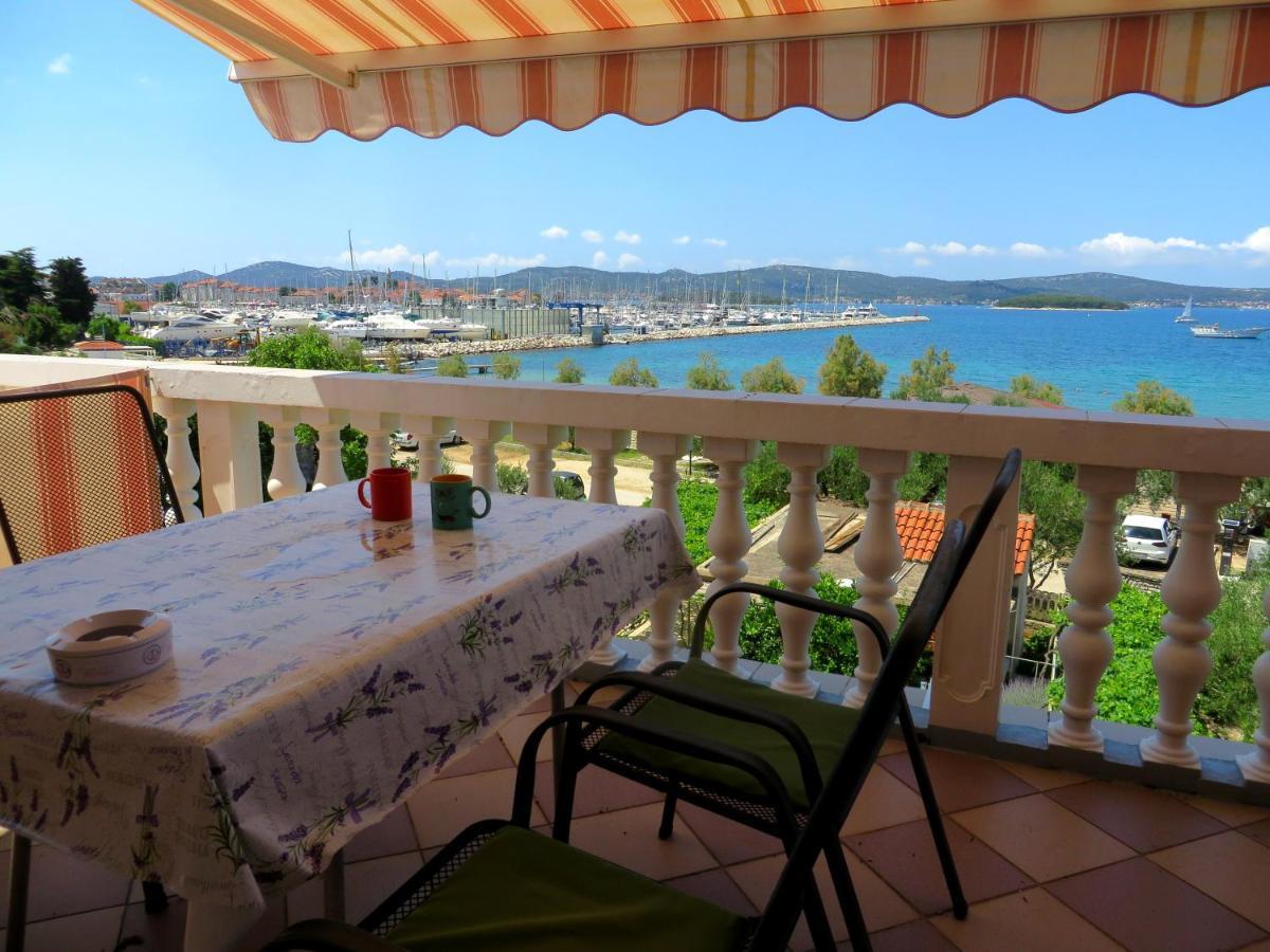 Beach Apartment Roza Biograd Oneroom - Premium Location بيوغْغاد نا موغو المظهر الخارجي الصورة