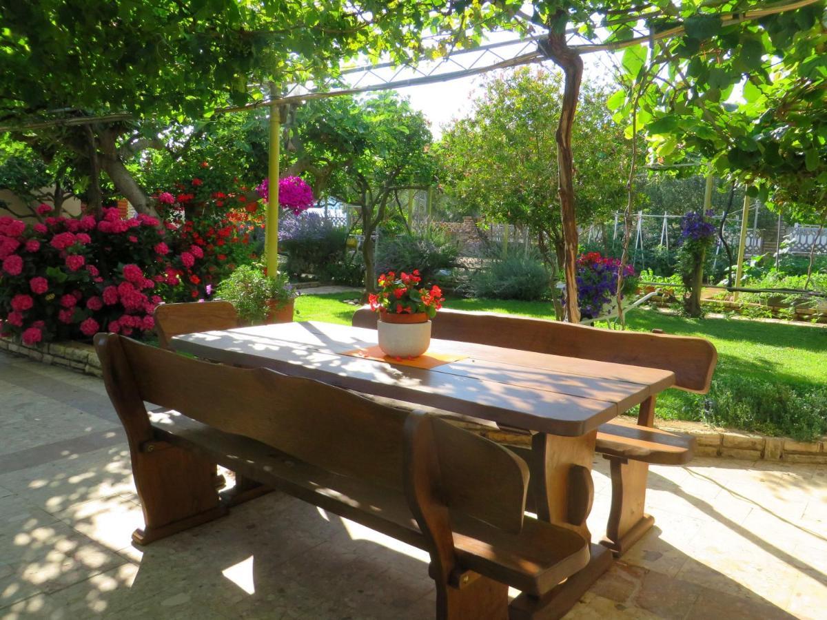 Beach Apartment Roza Biograd Oneroom - Premium Location بيوغْغاد نا موغو المظهر الخارجي الصورة